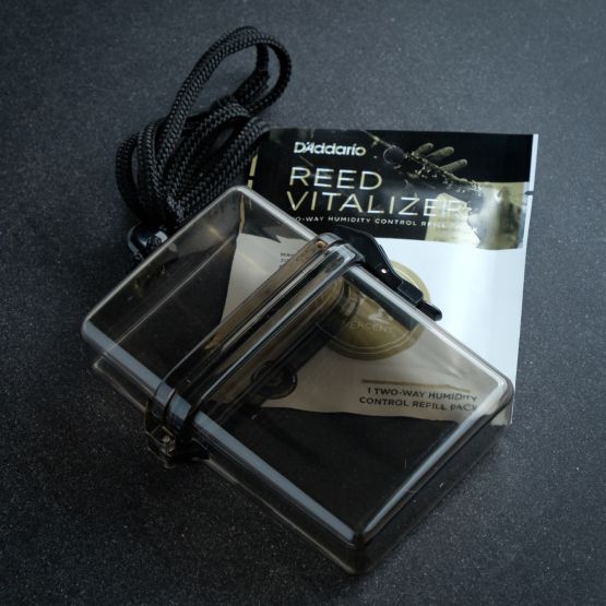 Humidity controlled reed storage case image