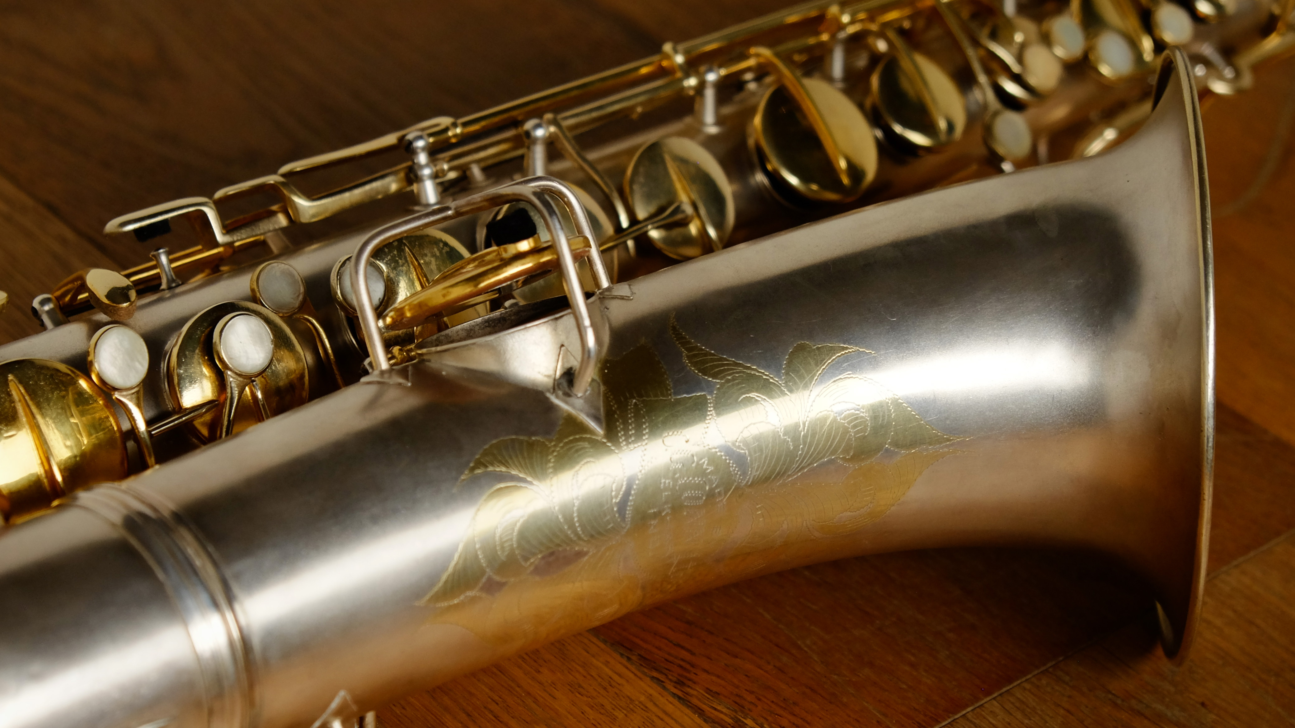 (Used) Conn New Wonder I Tenor Saxophone 72***