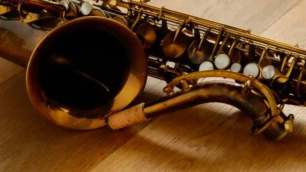 (Used) King Zephyr Alto Saxophone 293***