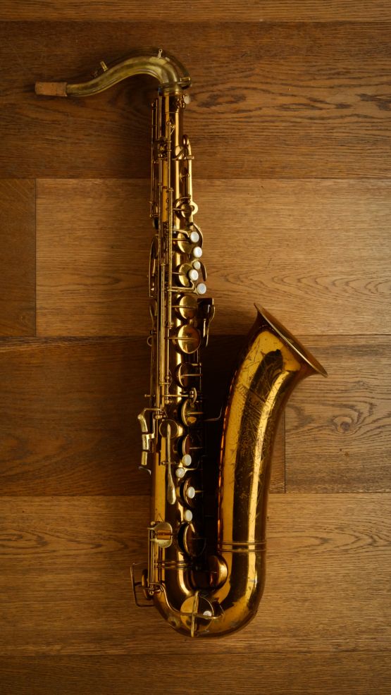 (Used) Buescher Aristocrat 'Art Deco' Series I Tenor Sax circa.1936 main image