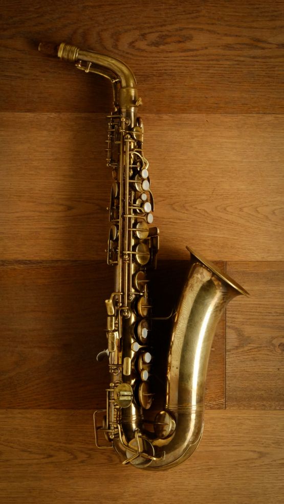 (Used) Conn transitional 'Art Deco' alto sax circa.1932 main image