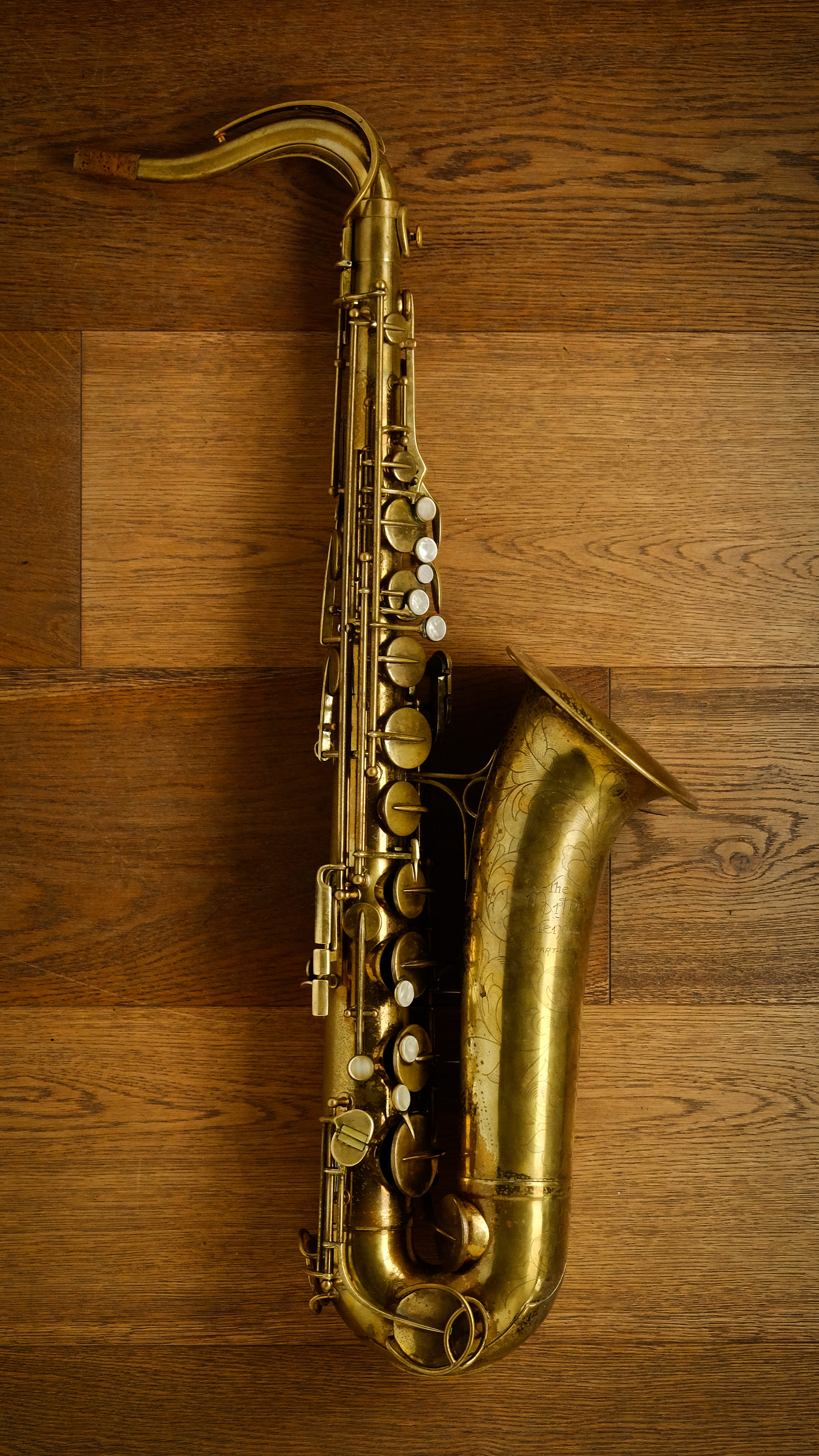 (Used) 'The Martin' Committee III Tenor Sax circa.1955 thumnail image