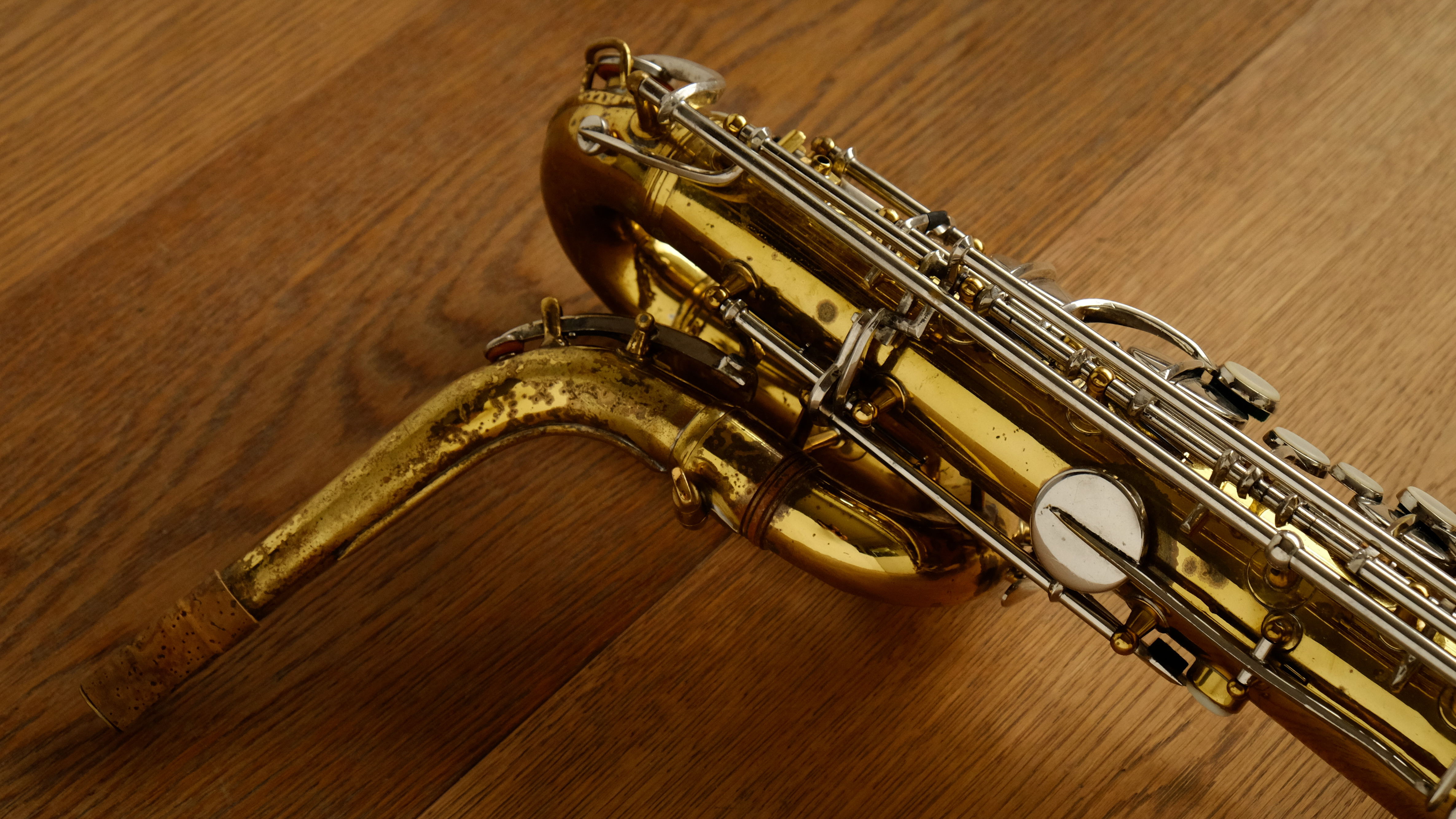 (Used) Conn 12M 'Crossbar' Baritone Sax E76*** thumnail image
