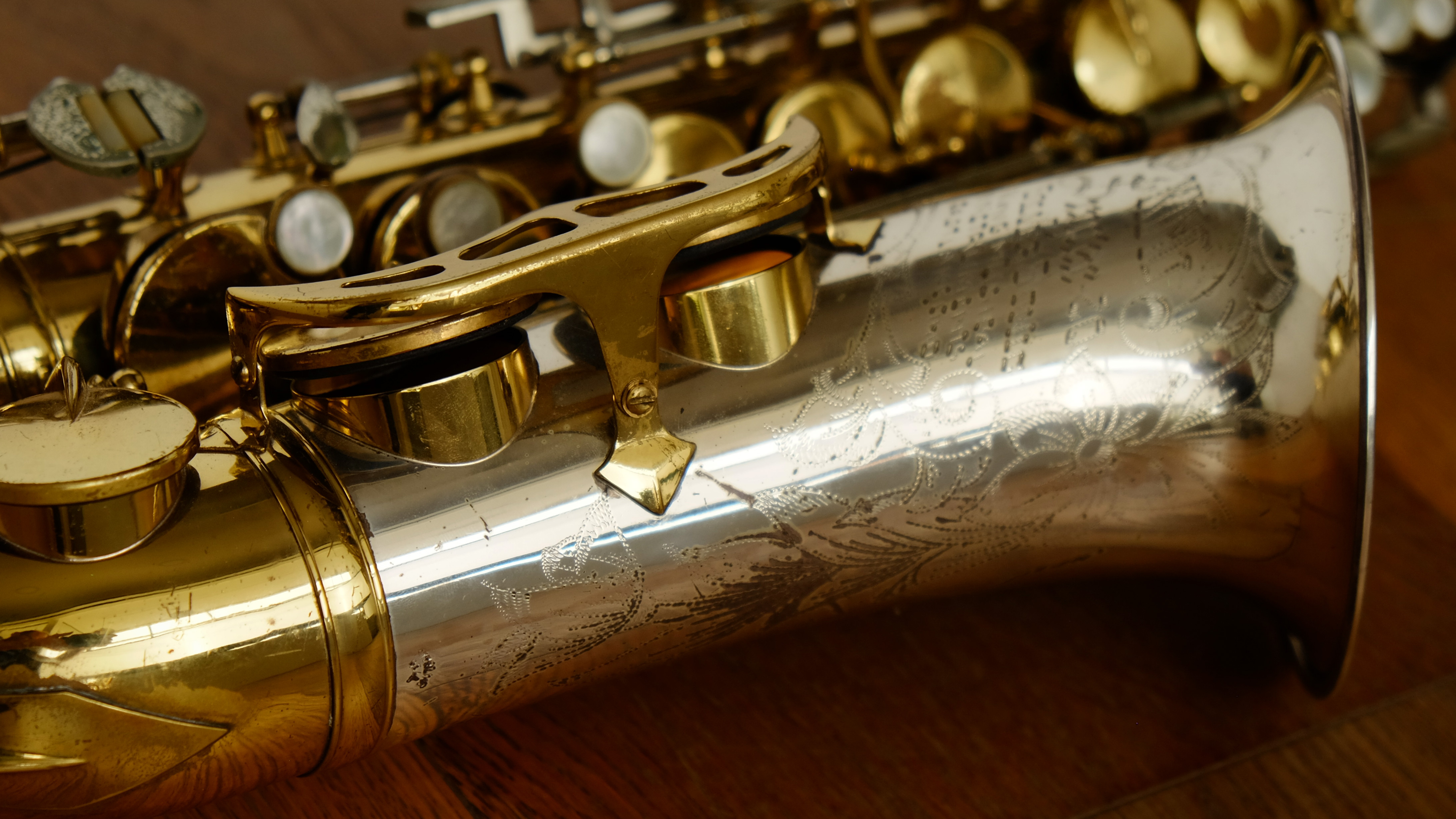 (Used) King Silversonic Alto Saxophone circa early 70s thumnail image
