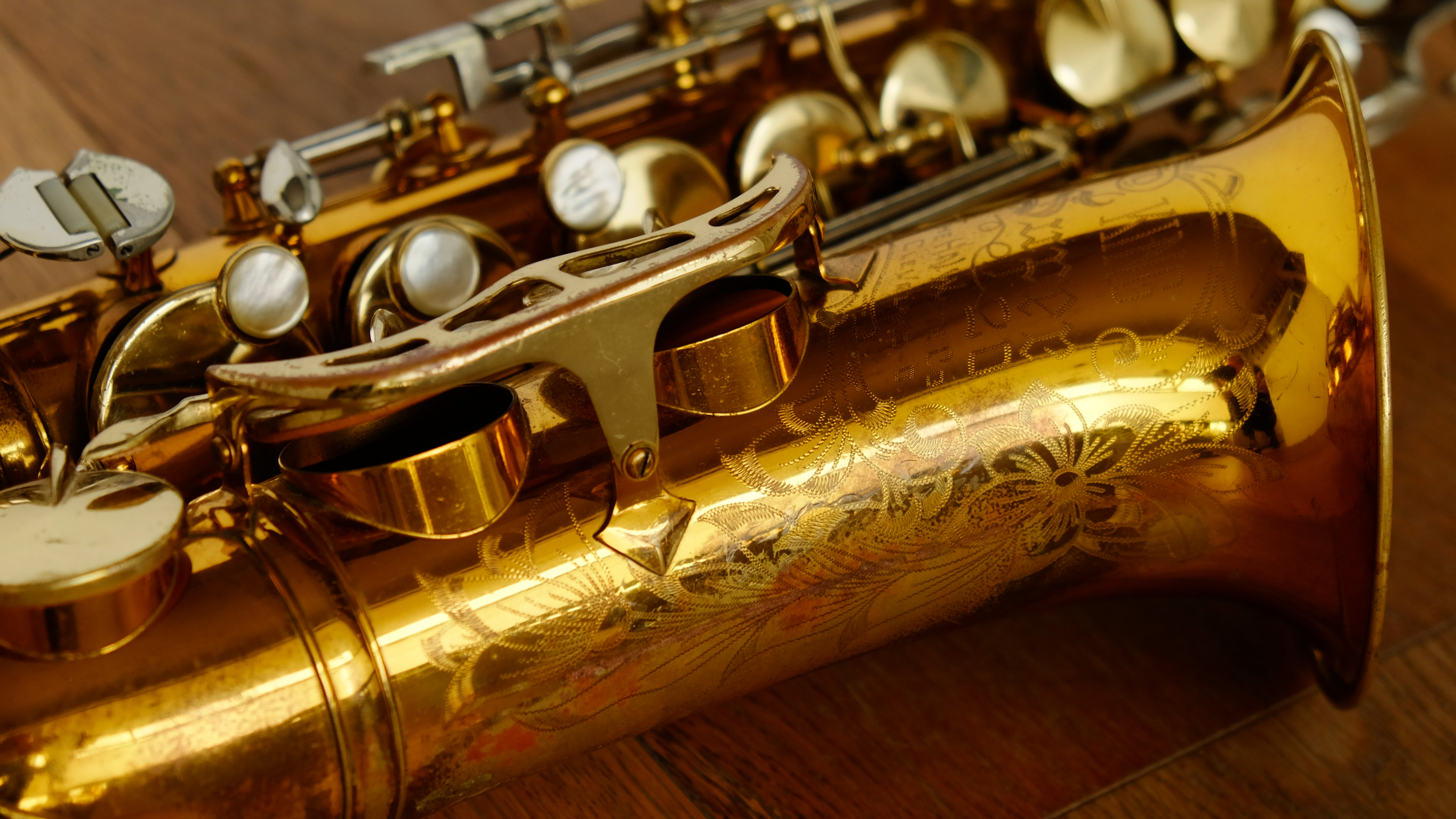 (Used) King Super 20 Alto Saxophone circa late 60s thumnail image