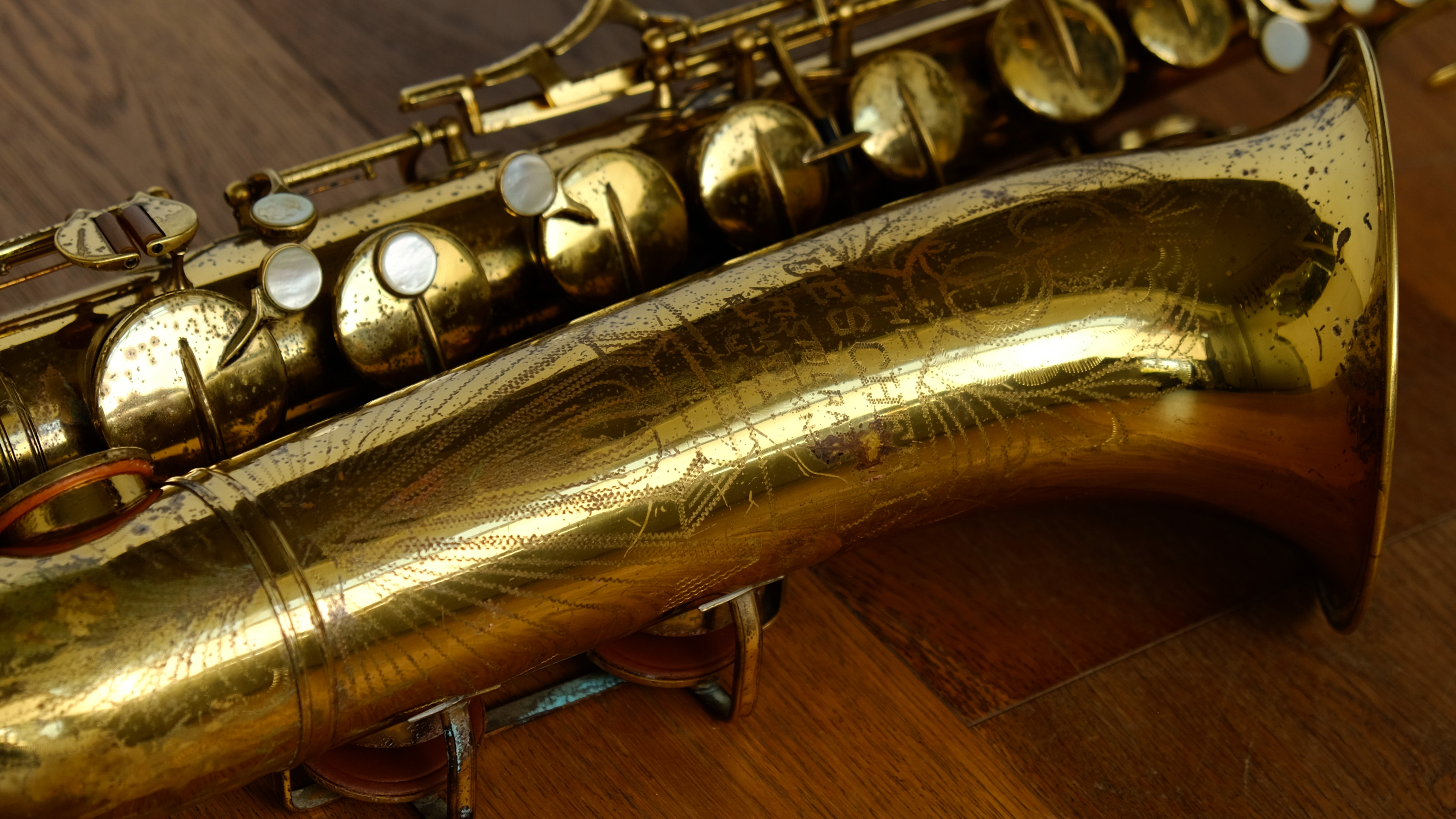 (Used) Buescher Aristocrat Big B Model 156 Tenor Saxophone 326*** thumnail image