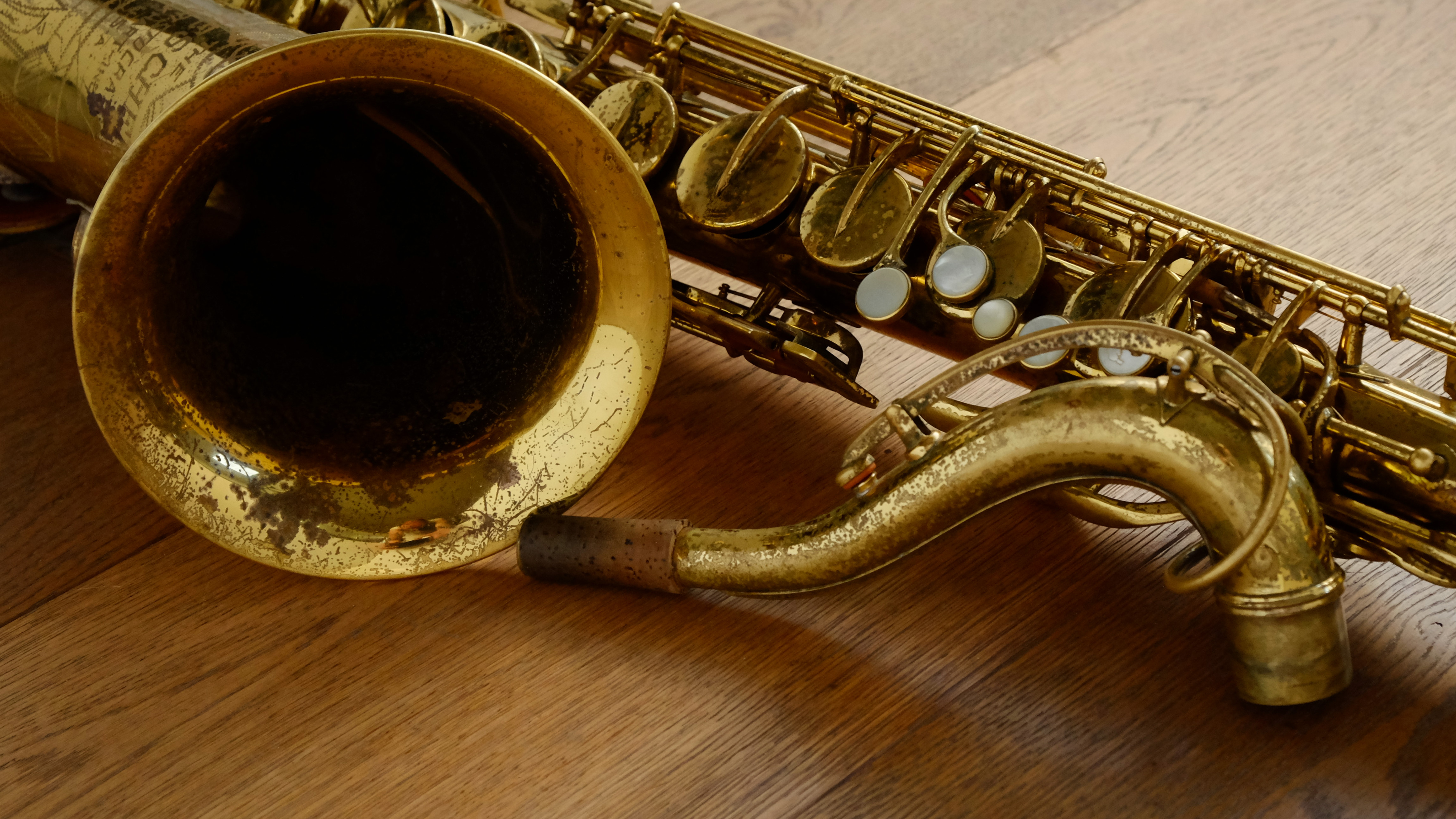 (Used) Buescher Aristocrat Big B Model 156 Tenor Saxophone 326*** thumnail image