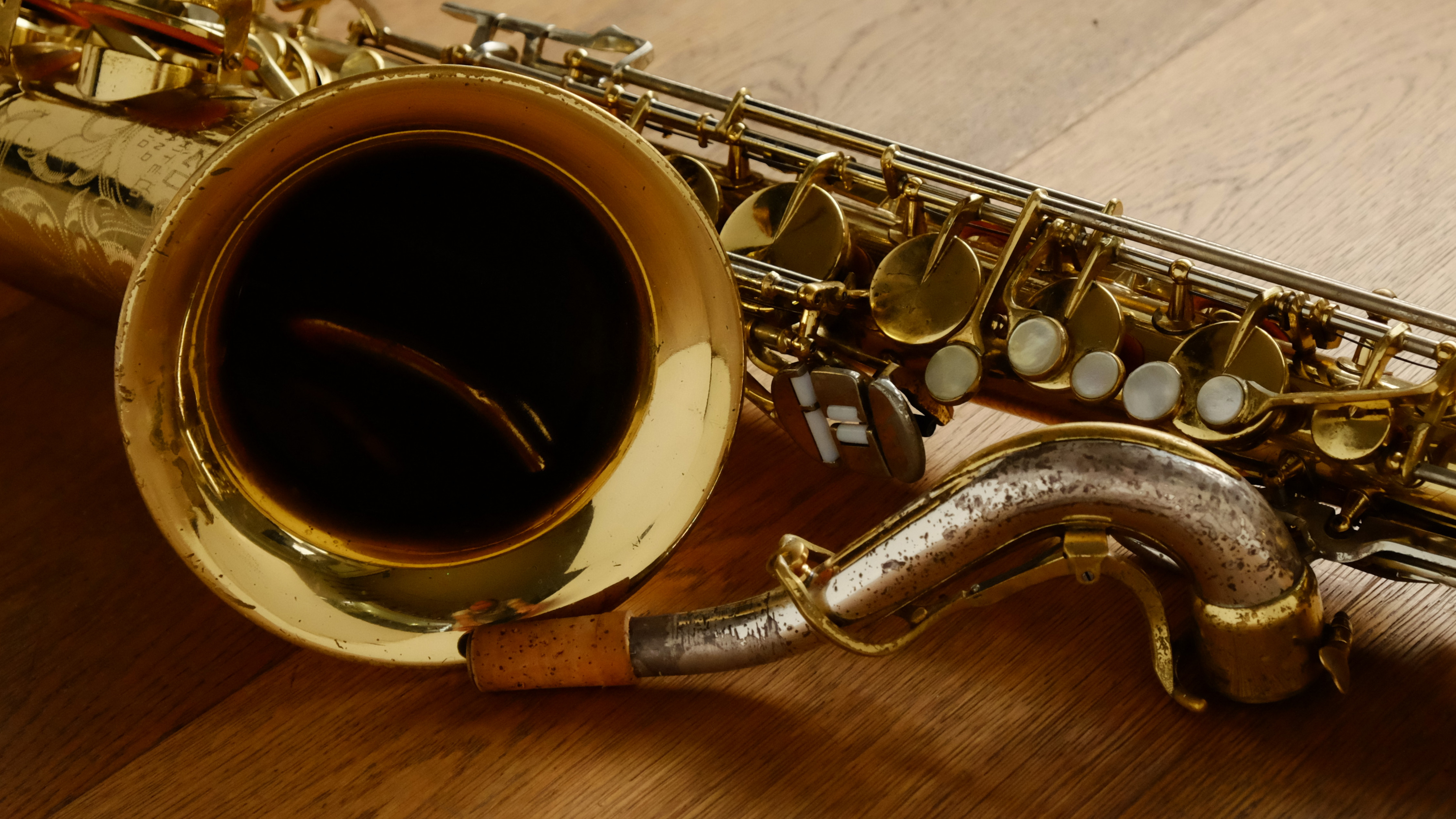 (Used) King Super 20 Tenor Saxophone 379*** thumnail image